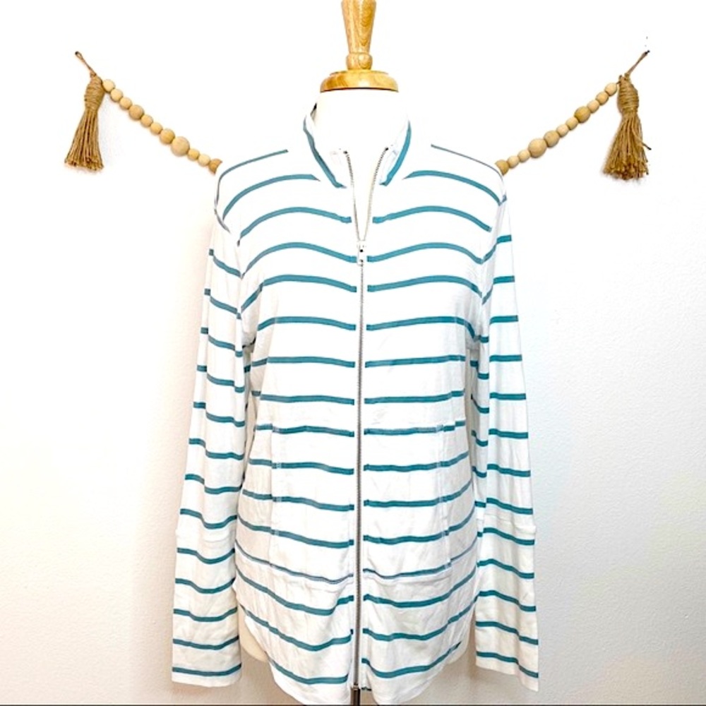 Chaser Women’s White Stripe Zip Mock Neck Sweater